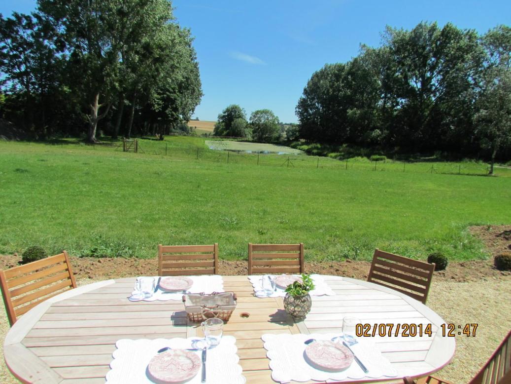 L'Orangerie Du Grand Jardin Villa Condé-sur-Seulles Eksteriør bilde