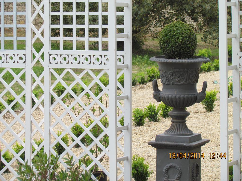 L'Orangerie Du Grand Jardin Villa Condé-sur-Seulles Eksteriør bilde